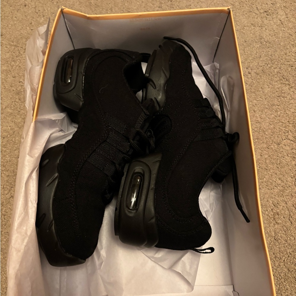 Bloch Boost Teaching Sneakers Black